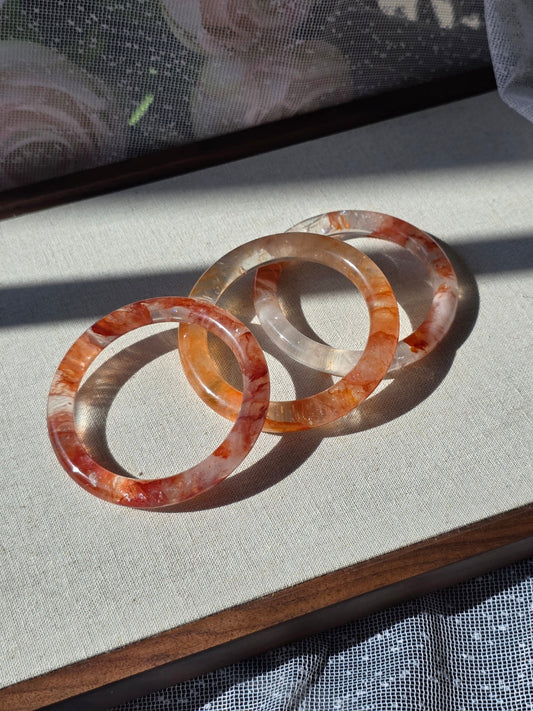 How to Find Your Perfect Bangle Fit: A Crystal Guide to Sizing and Serendipity