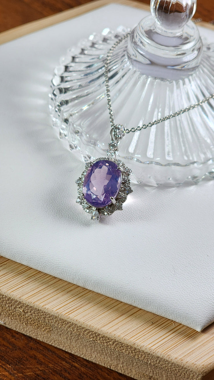 Necklaces/Pendants