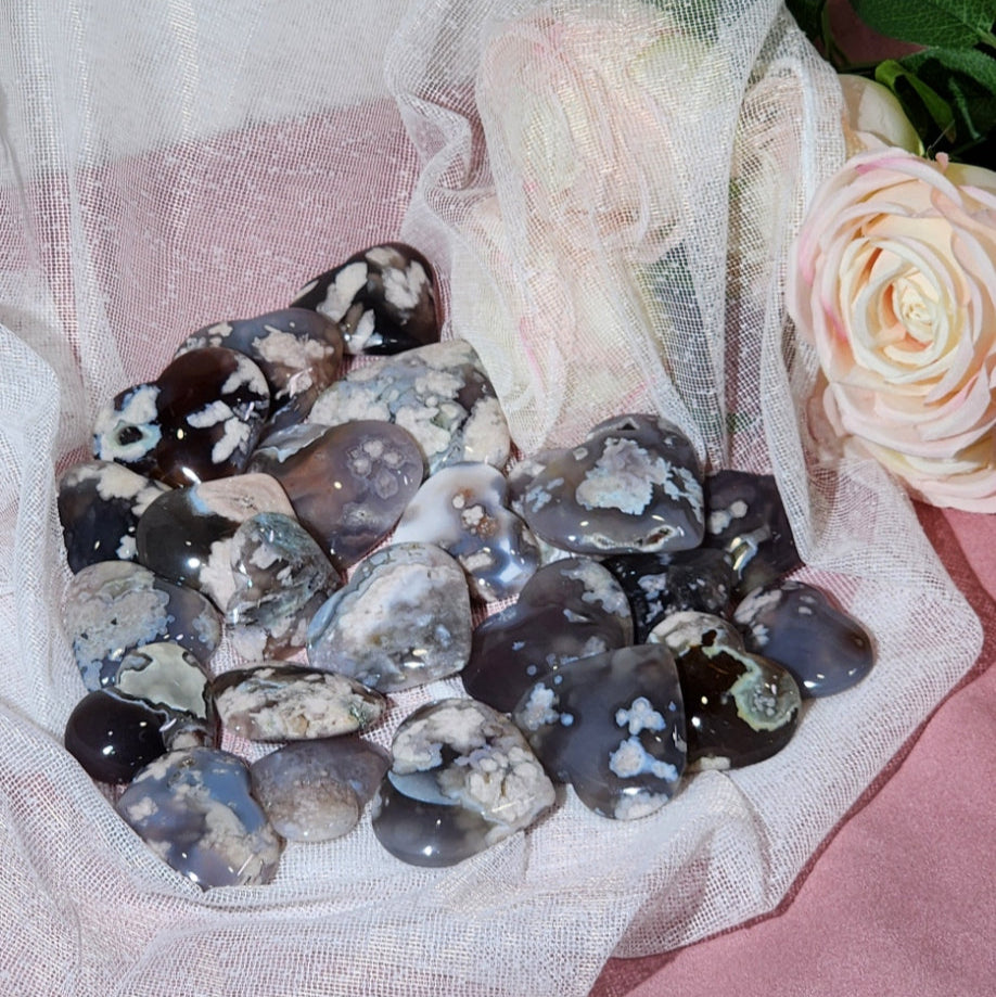 Black Sakura Agate Heart