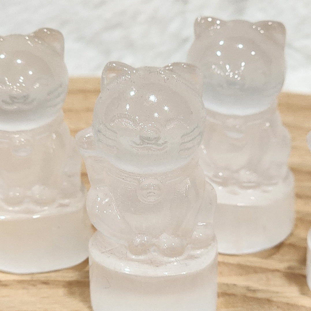 Selenite Fortune Cat (Maneki-neko) 招财猫